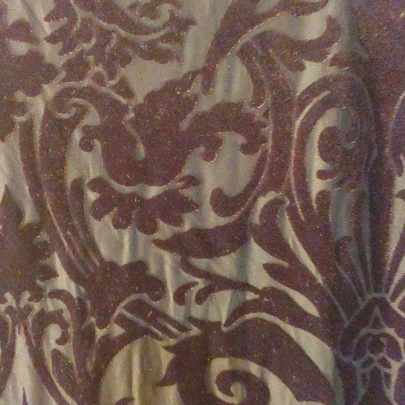 Classic Black Burnout Velvet Pullover Top size 2X - Picture 3 of 4